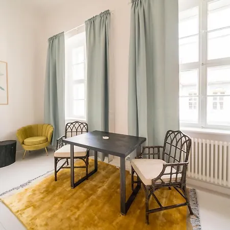 Design -innenstadt, Baeckerstr 8 * 波茨坦