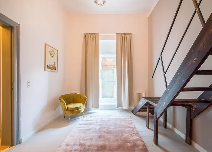 Design -innenstadt, Baeckerstr 8 *