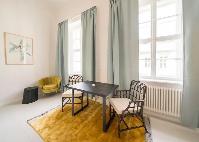 Design -innenstadt, Baeckerstr 8 * Poczdam